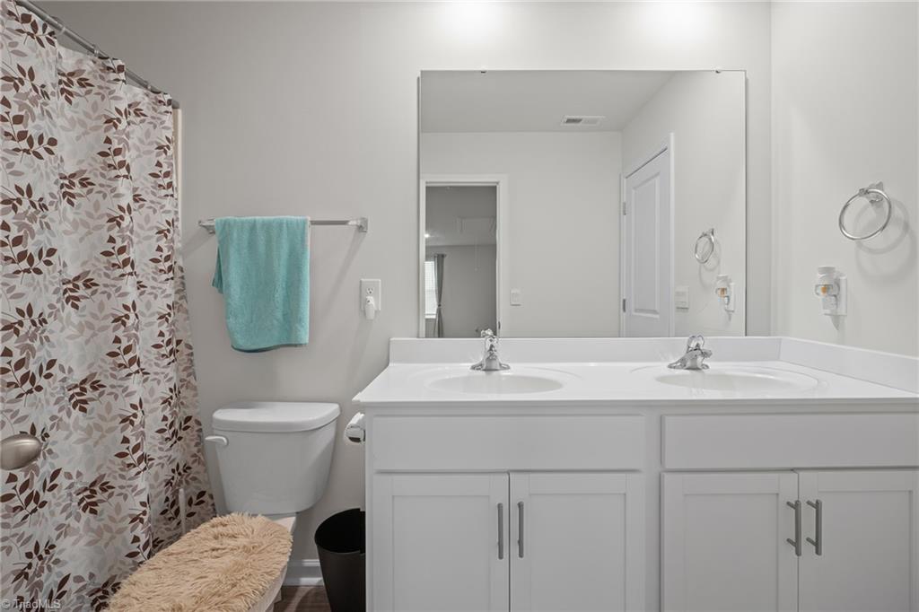 417 Daniel Drive Lexington, NC 27295 - Photo 26 of 39