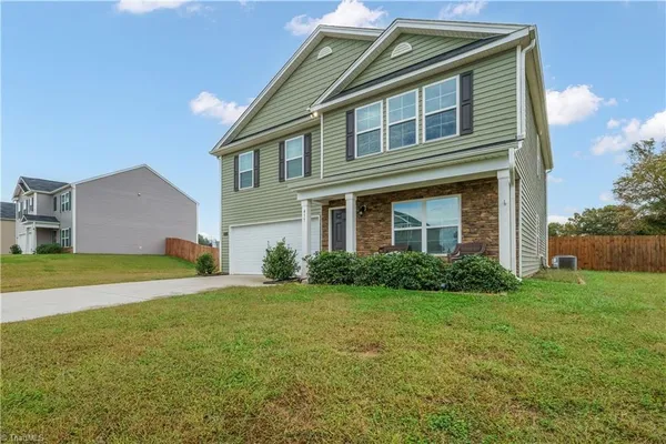 $315,000 | 417 Daniel Drive, Lexington, NC 27295