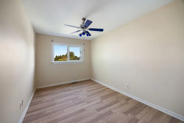 $220,000 | 414 Salem Square, Bolingbrook, IL 60440