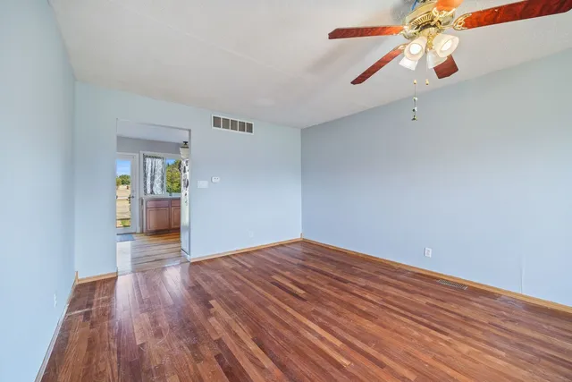 $220,000 | 414 Salem Square, Bolingbrook, IL 60440