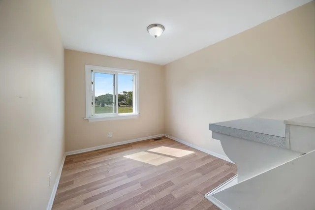 $220,000 | 414 Salem Square, Bolingbrook, IL 60440