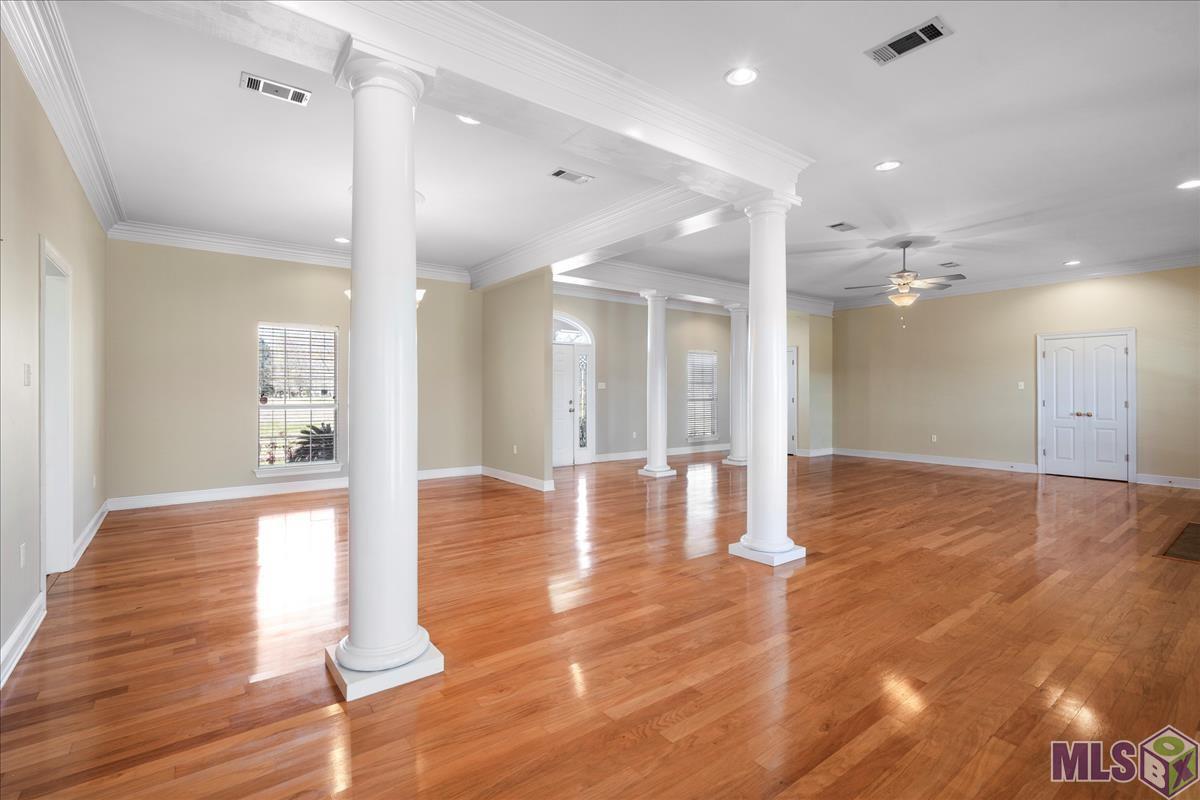 13872 Lovett Road Baton Rouge, LA 70818 - Photo 4 of 28