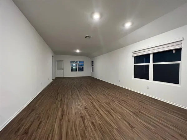 $2,250 | 115 Vintage Drive, San Marcos, TX 78666