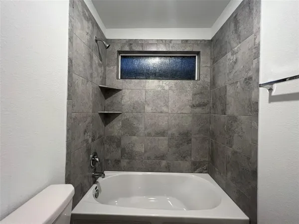 $2,250 | 115 Vintage Drive, San Marcos, TX 78666