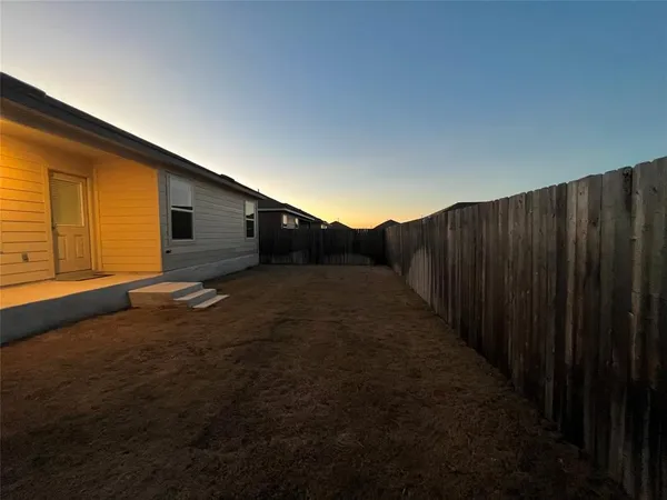 $2,250 | 115 Vintage Drive, San Marcos, TX 78666