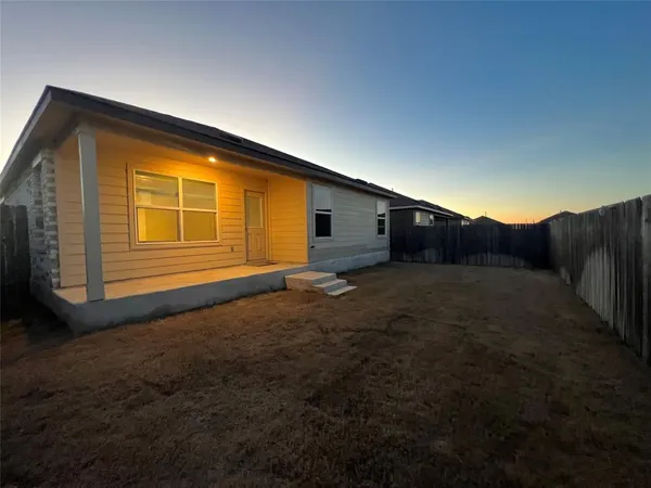 $2,250 | 115 Vintage Drive, San Marcos, TX 78666