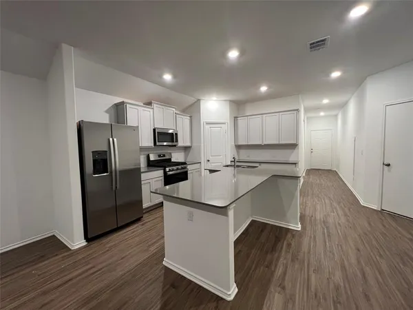 $2,250 | 115 Vintage Drive, San Marcos, TX 78666