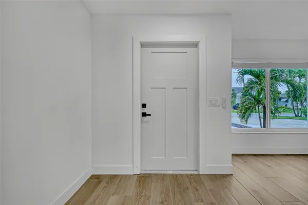 $2,400 | 416 West Mango Street, Unit 416, Lantana, FL 33462