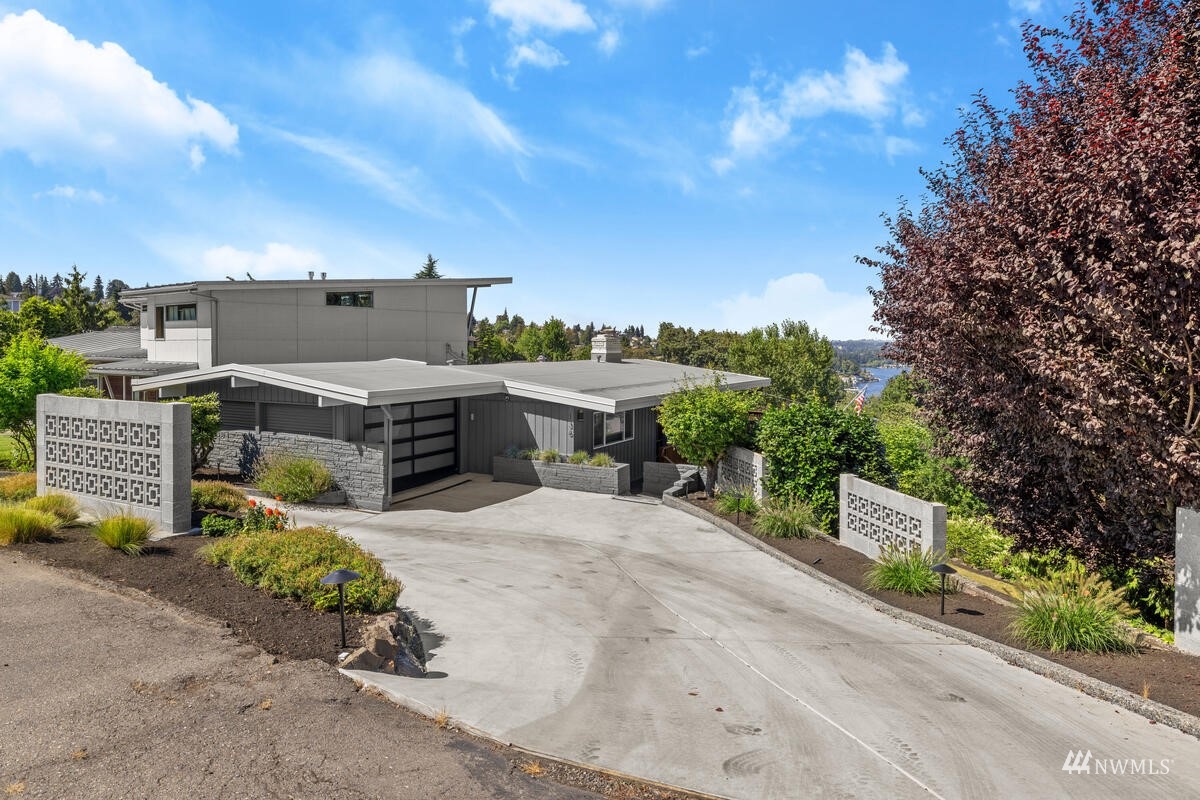 7136 South Sunnycrest Road Seattle, WA 98178 - Photo 34 of 35