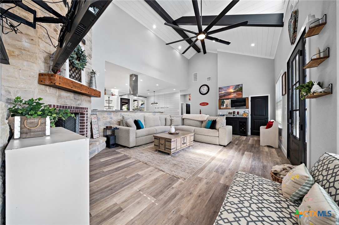 523 River Park Road McGregor, TX 76657 - Photo 6 of 43