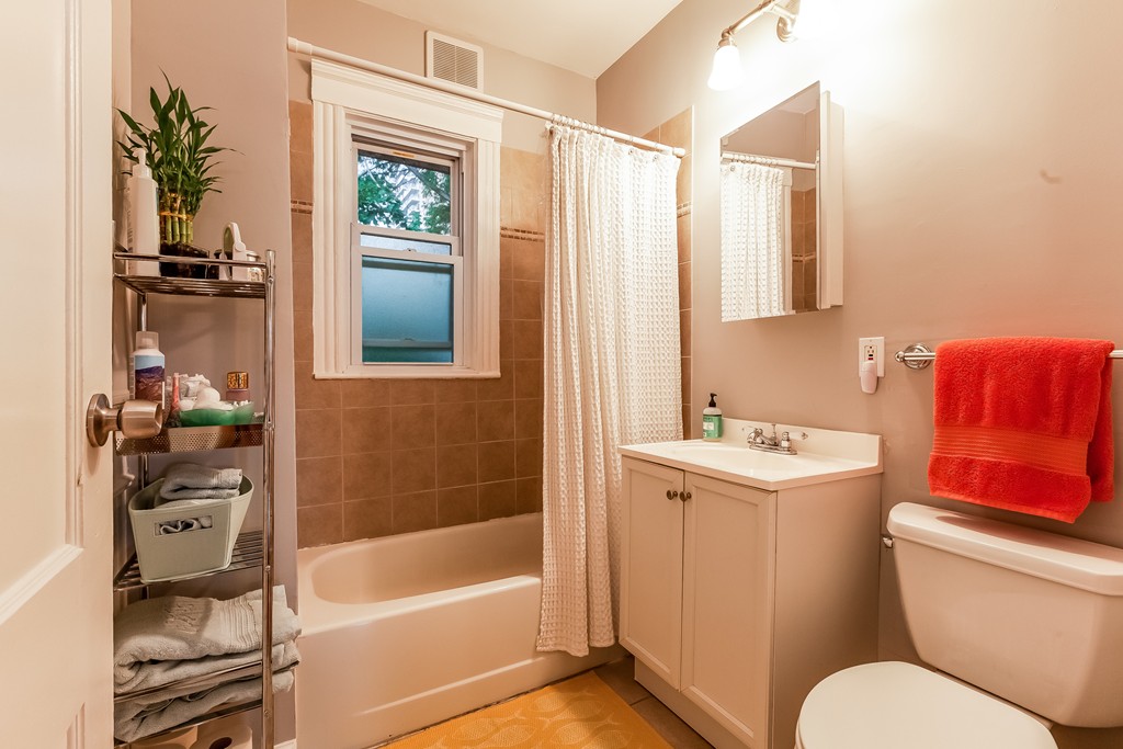 32 Parkton Road, Unit 3 Boston, MA 02130 - Photo 9 of 11