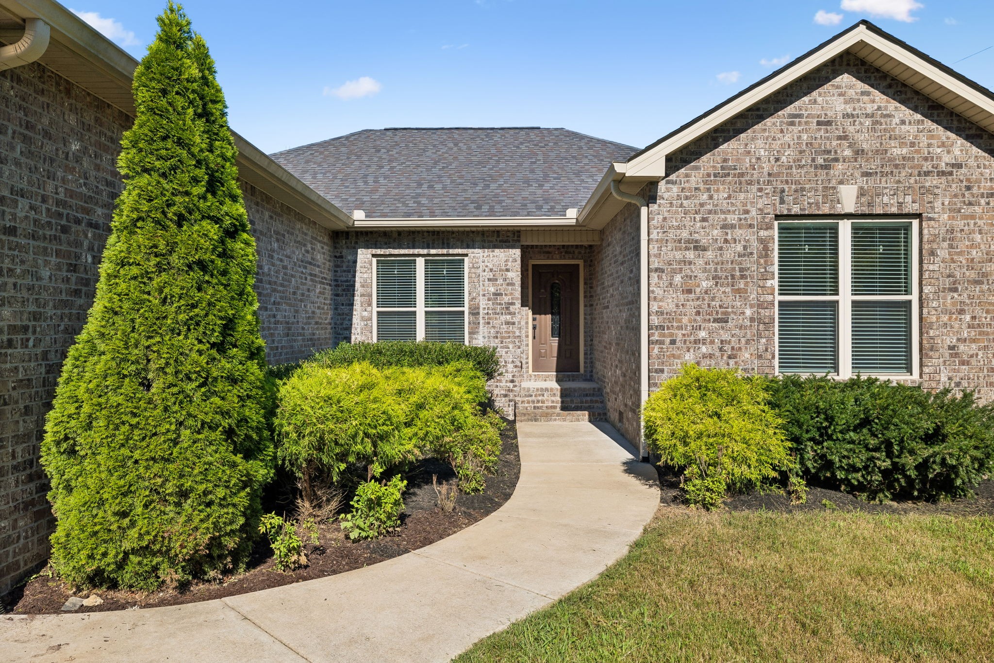 525 Bob Perry Road Bethpage, TN 37022 - Photo 3 of 42 Gallery Image 3