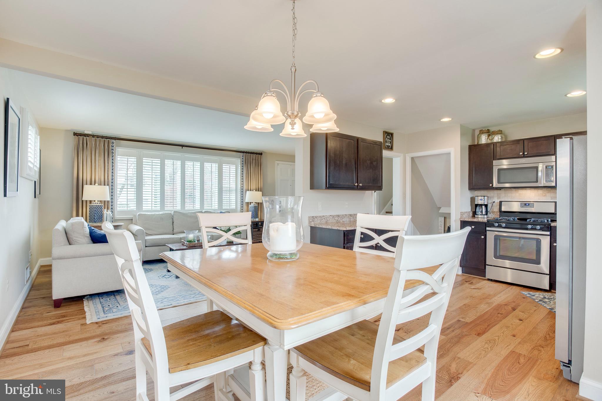 202 Rollingdale Road Baltimore, MD 21228 - Photo 18 of 47 Enough space for even larger table