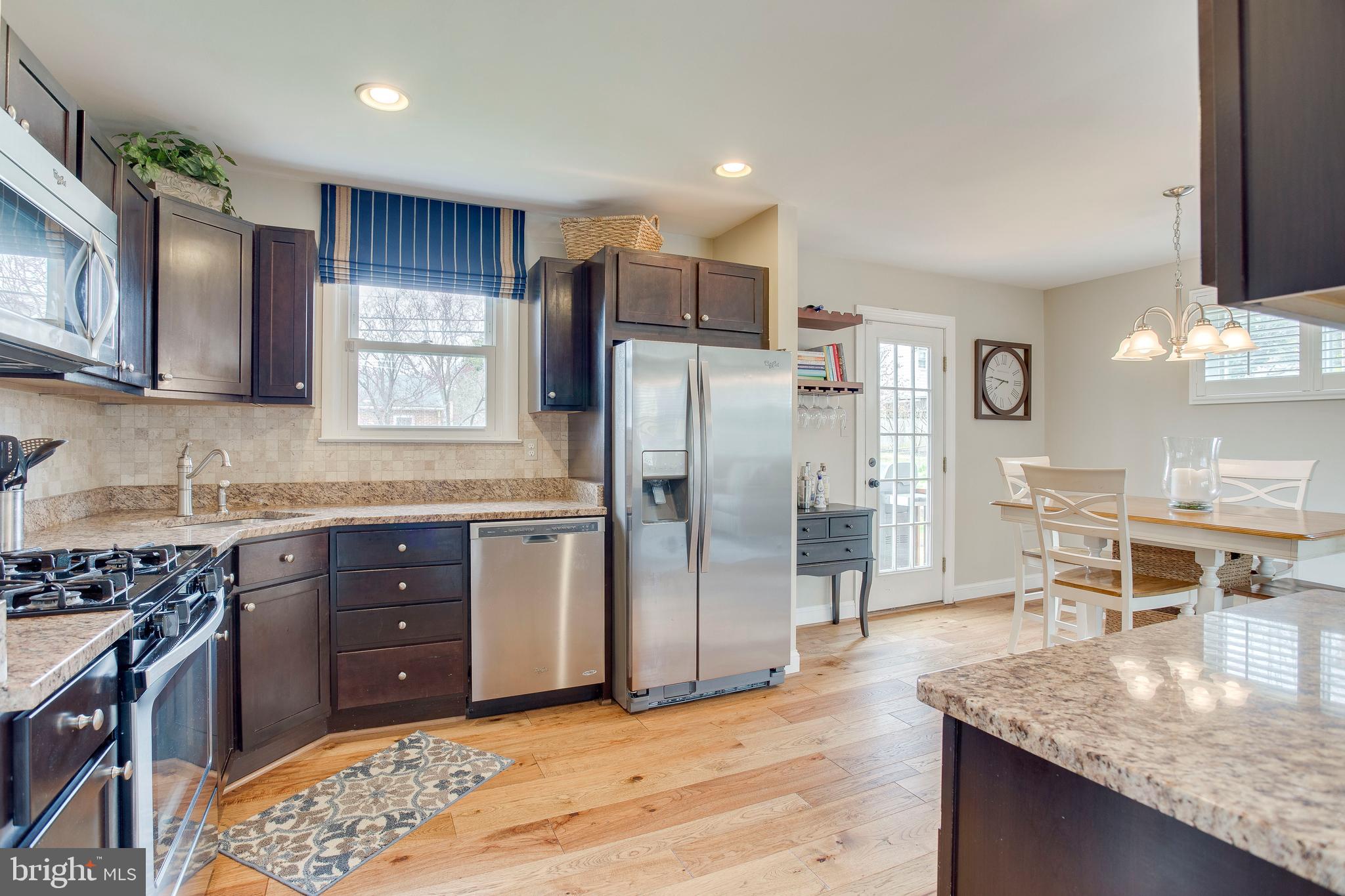 202 Rollingdale Road Baltimore, MD 21228 - Photo 27 of 47 Granite countertops just another bonus to this kit