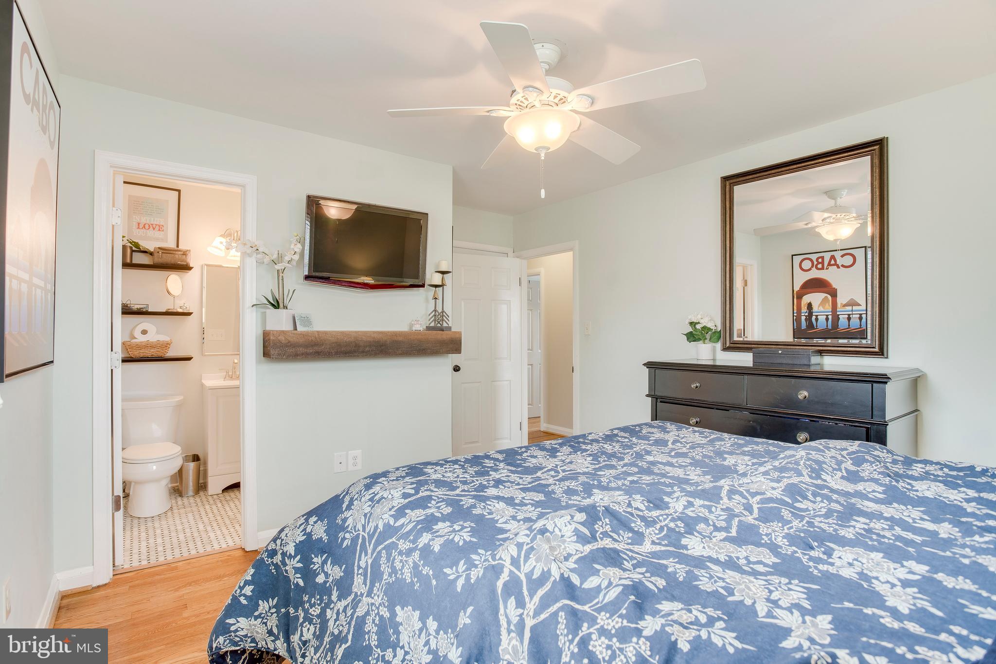 202 Rollingdale Road Baltimore, MD 21228 - Photo 35 of 47 View of MBR bath