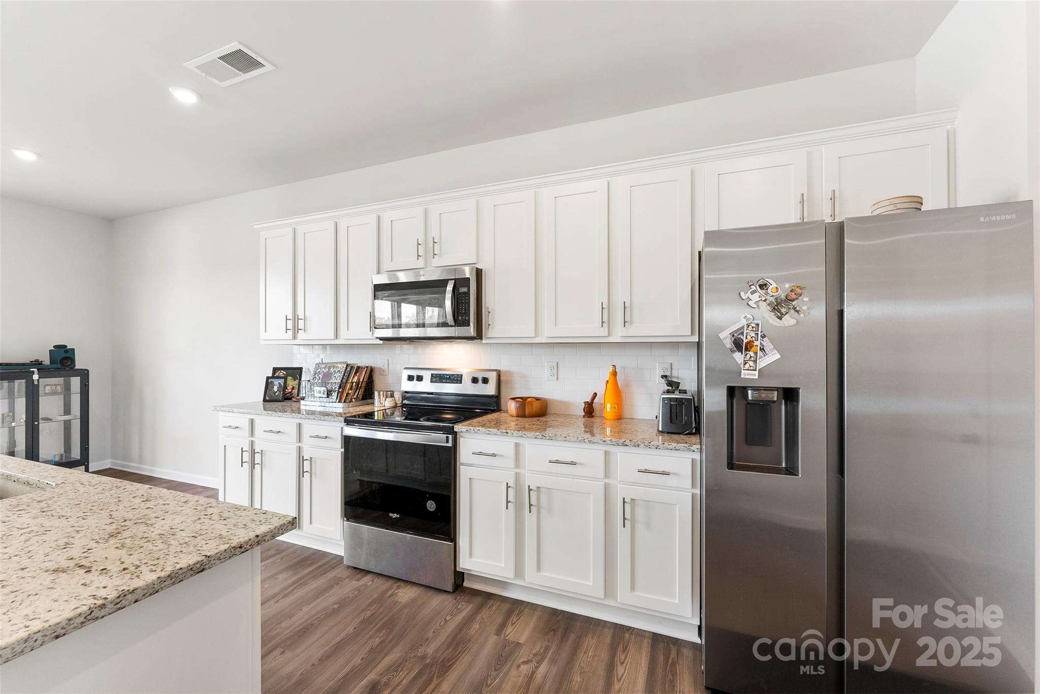 4915 Raspberry Knoll Drive Charlotte, NC 28208 - Photo 12 of 37 Gallery Image 12