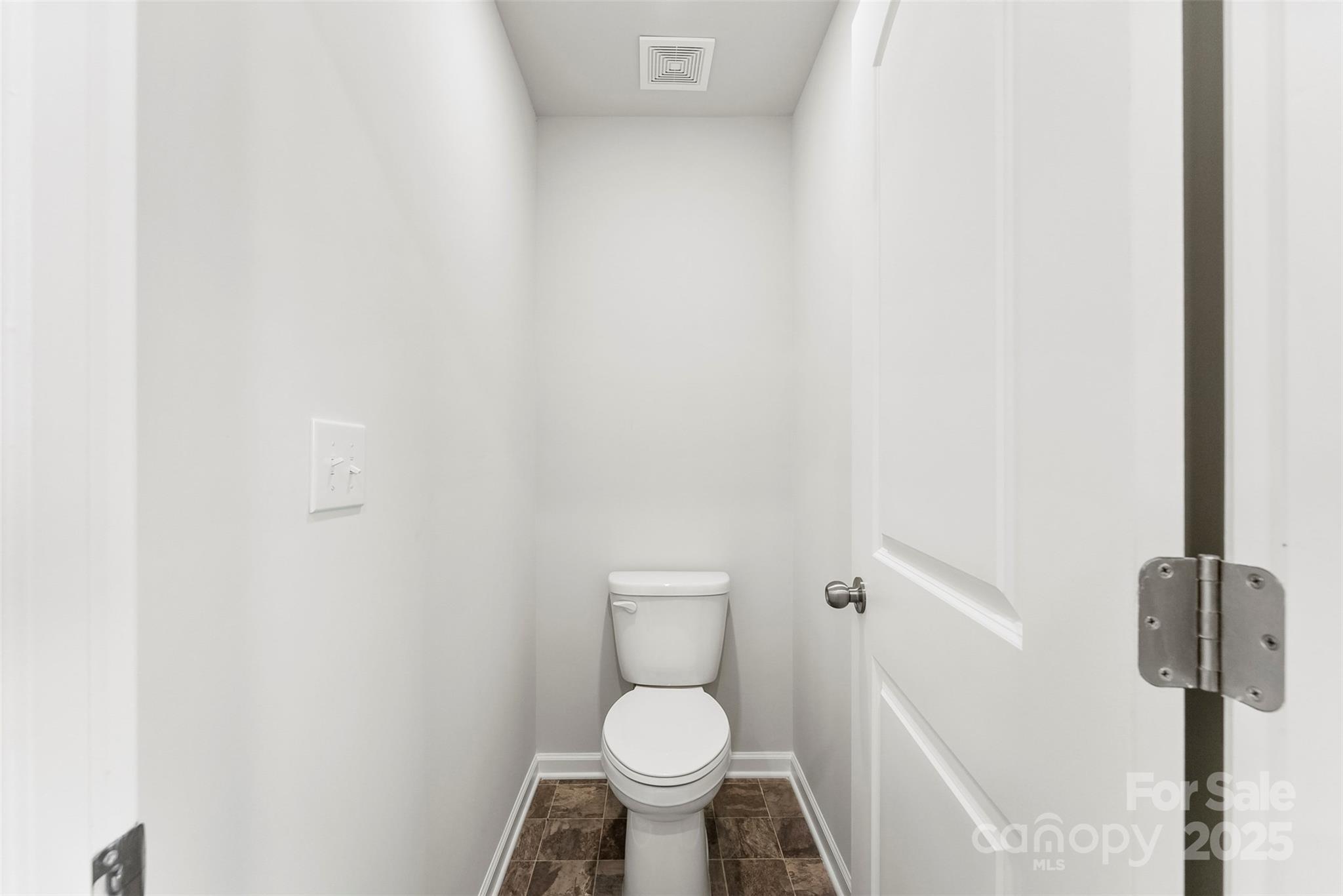4915 Raspberry Knoll Drive Charlotte, NC 28208 - Photo 23 of 37 Gallery Image 23