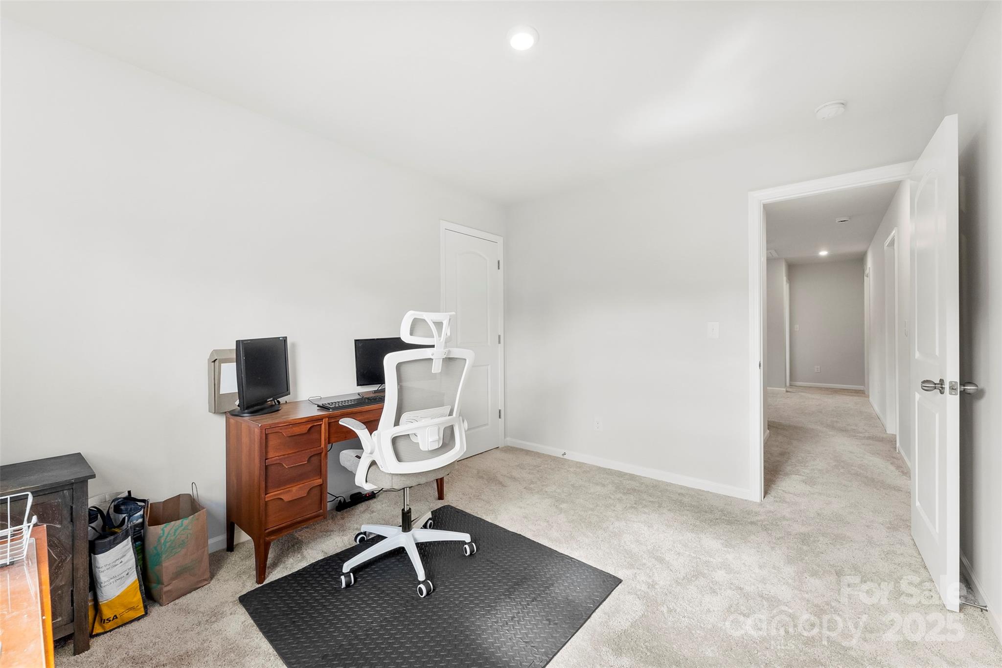 4915 Raspberry Knoll Drive Charlotte, NC 28208 - Photo 33 of 37 Gallery Image 33