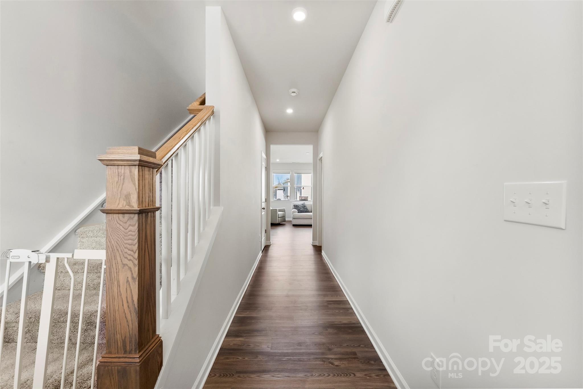 4915 Raspberry Knoll Drive Charlotte, NC 28208 - Photo 4 of 37 Gallery Image 4