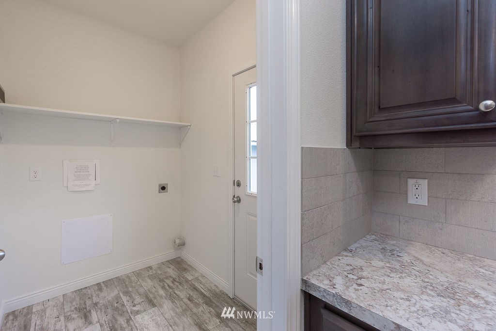 23031 East Jones Road Sedro-Woolley, WA 98284 - Photo 15 of 32 Gallery Image 15