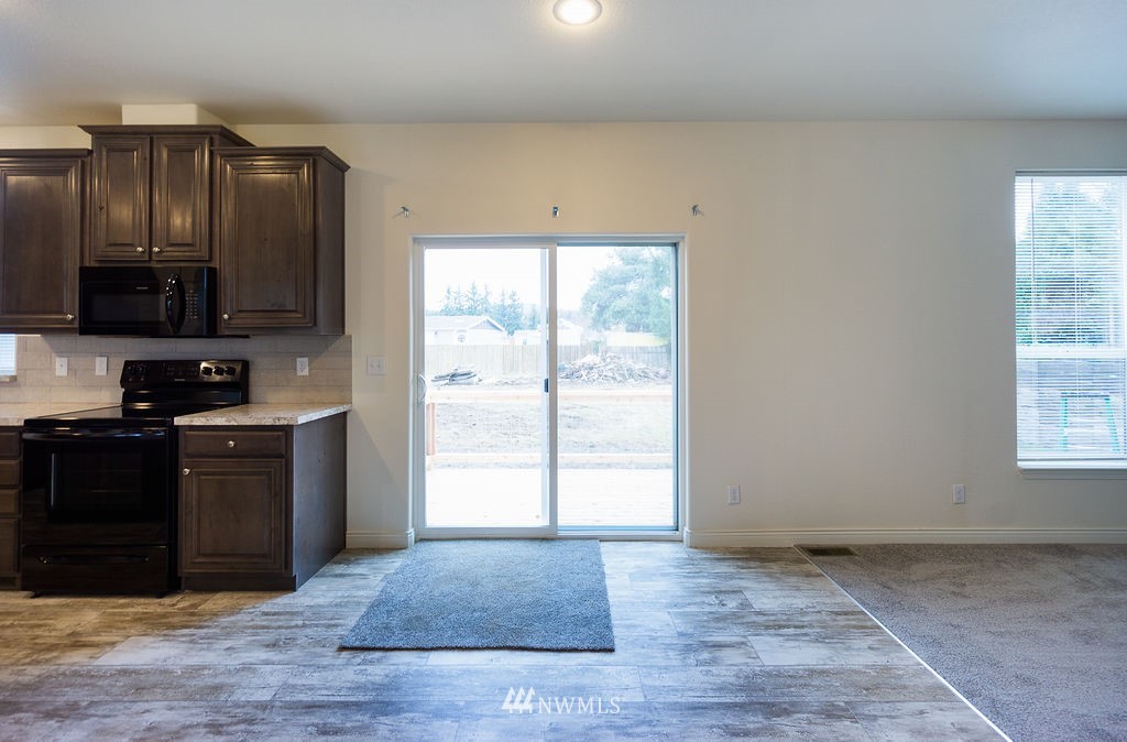 23031 East Jones Road Sedro-Woolley, WA 98284 - Photo 18 of 32 Gallery Image 18
