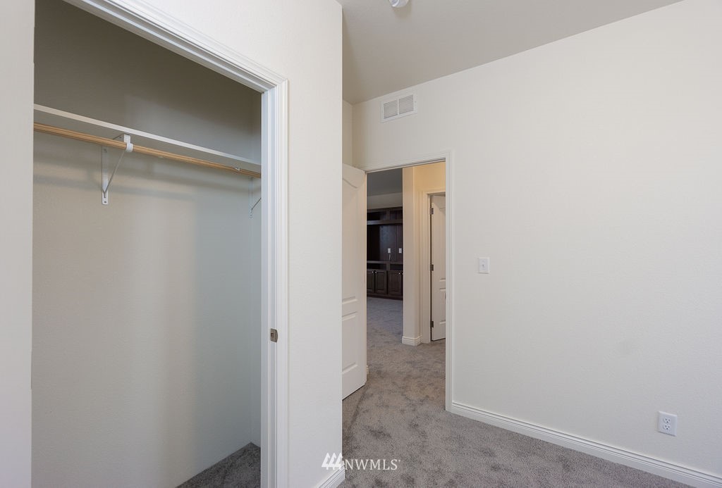 23031 East Jones Road Sedro-Woolley, WA 98284 - Photo 31 of 32 Gallery Image 31