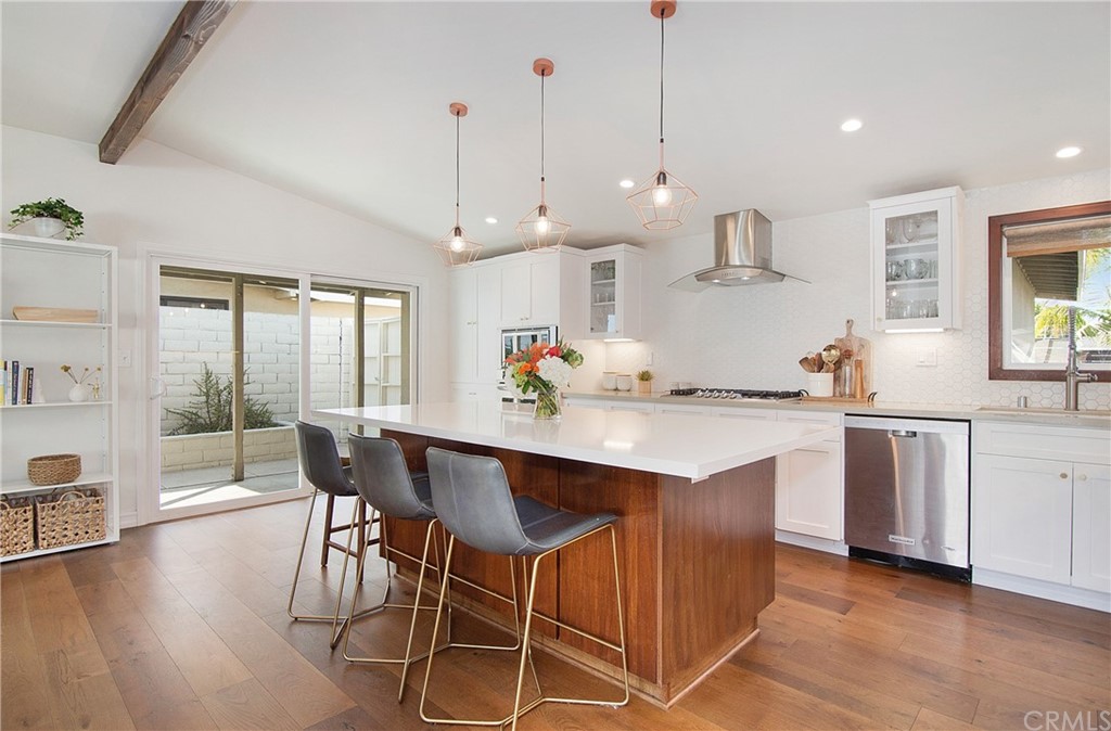 3124 Bermuda Drive Costa Mesa, CA 92626 - Photo 1 of 34