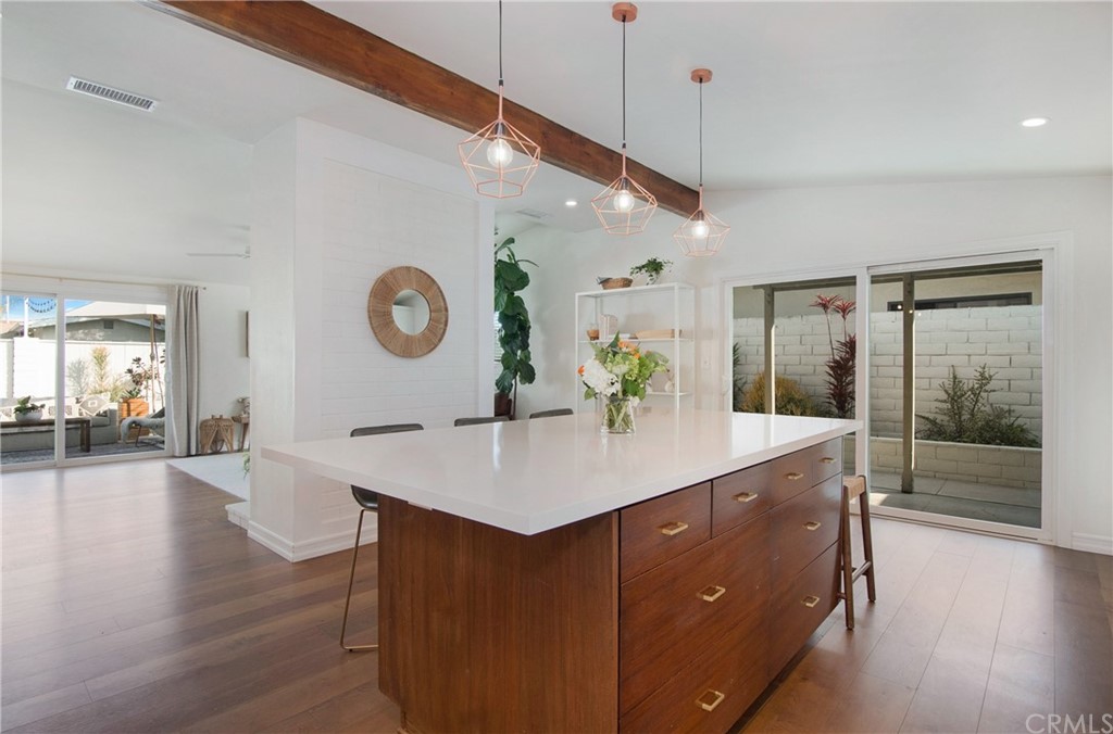 3124 Bermuda Drive Costa Mesa, CA 92626 - Photo 4 of 34