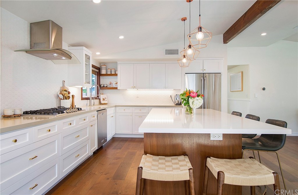 3124 Bermuda Drive Costa Mesa, CA 92626 - Photo 7 of 34