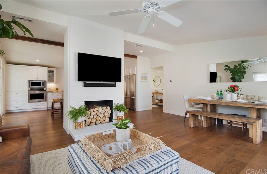 3124 Bermuda Drive Costa Mesa, CA 92626 - Photo 10 of 34