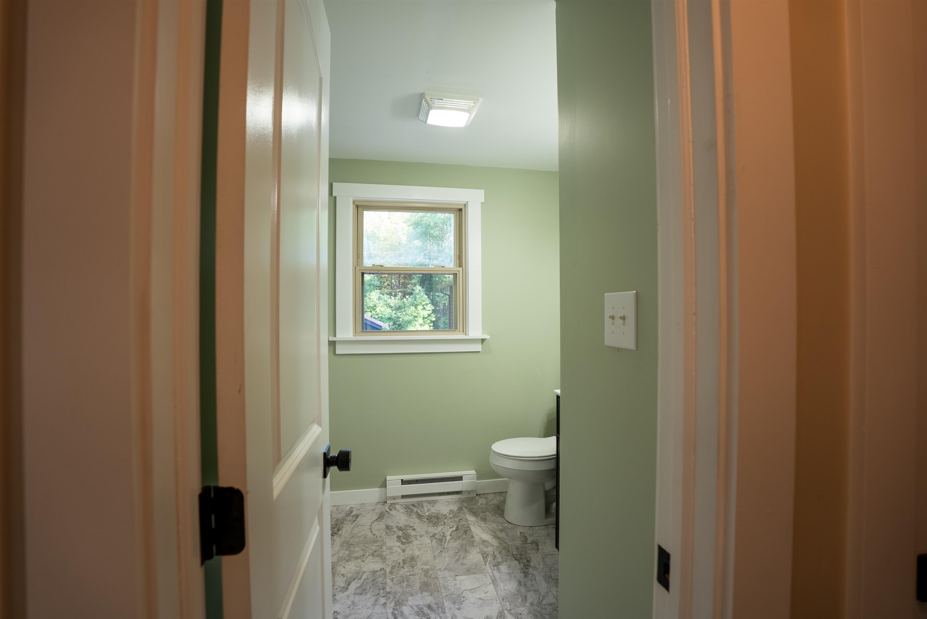 9429 Briery Branch Road Dayton, VA 22821 - Photo 26 of 45 Shared bathroom