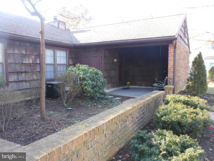102 Chase Road, Unit 101 Wayne, PA 19087 - Photo 1 of 12 Exterior Front