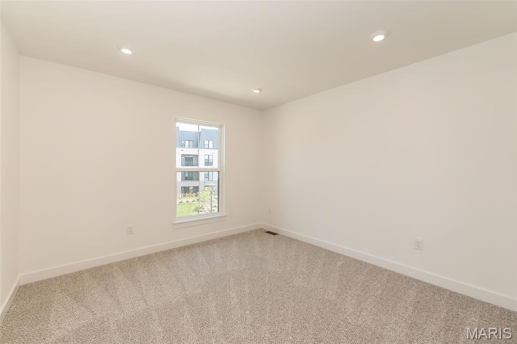 312 Indigo Court, Unit 37303 Chesterfield, MO 63005 - Photo 30 of 49