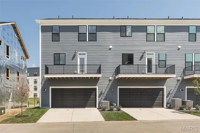 $709,900 | 312 Indigo Court, Unit 37303, Chesterfield, MO 63005