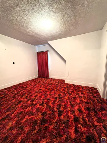 $189,900 | 214 West 5th Street, Lebo, KS 66856