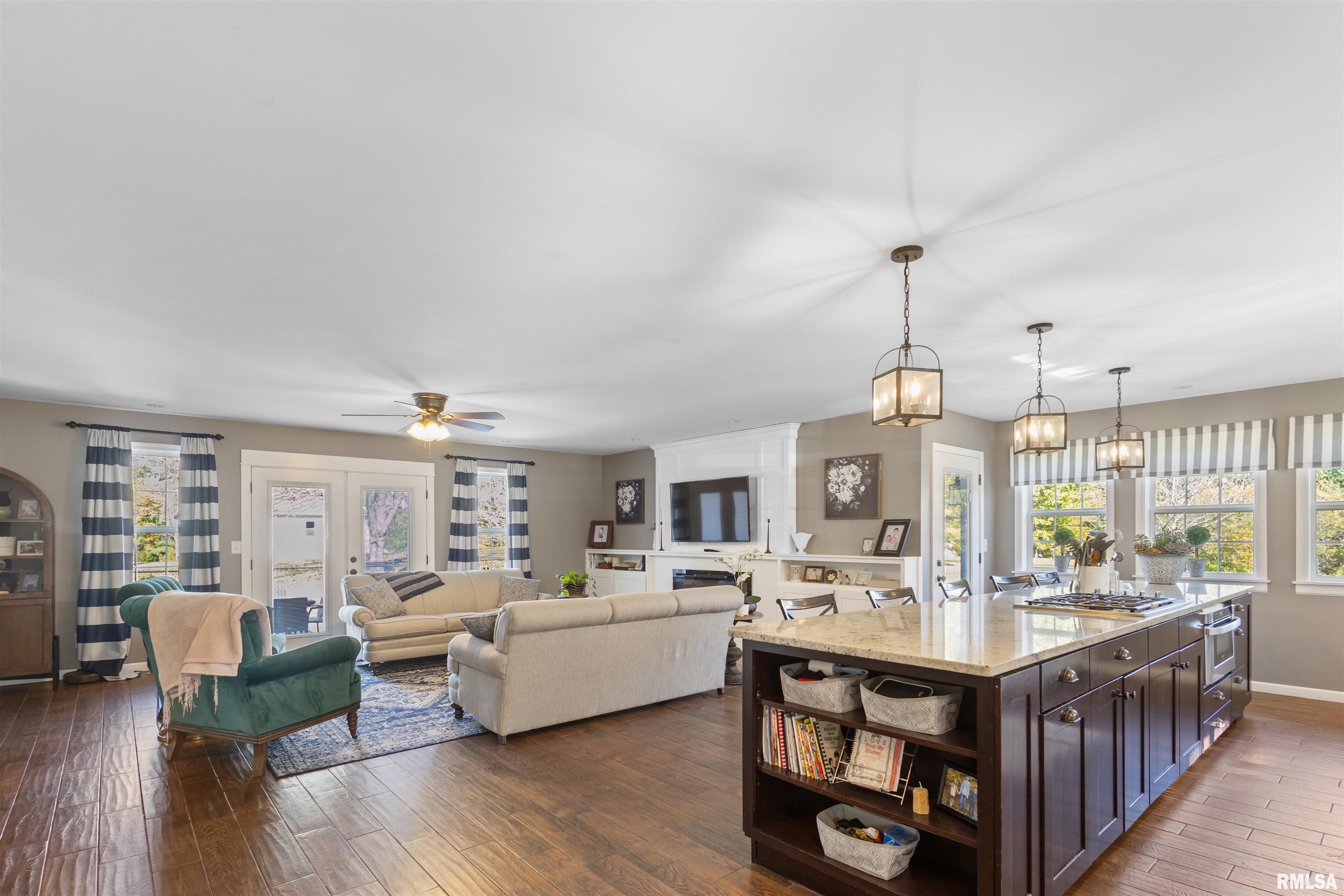 524 North Main Street Jonesboro, IL 62952 - Photo 5 of 34