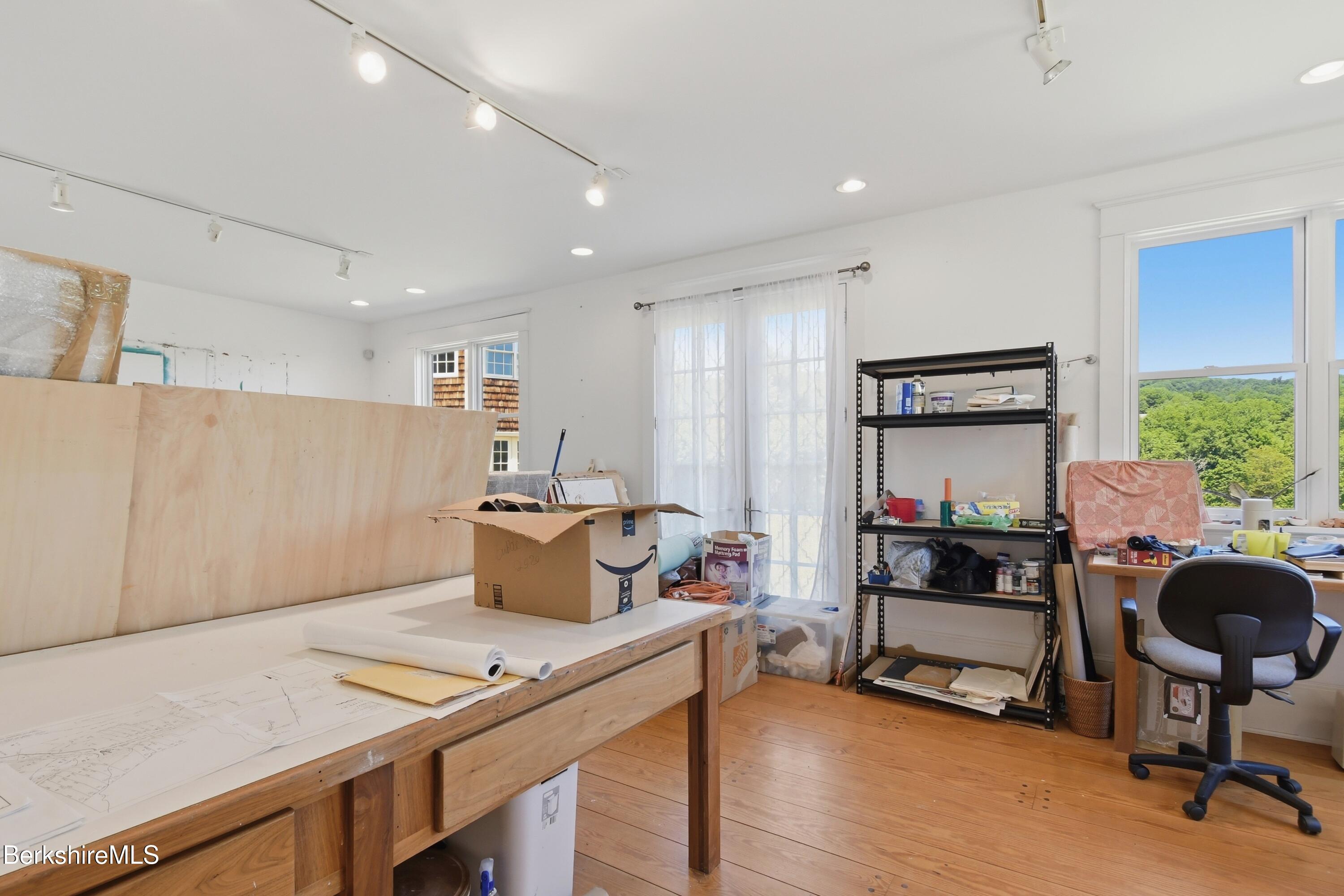 136 Mallery Road New Ashford, MA 01237 - Photo 51 of 102 studio