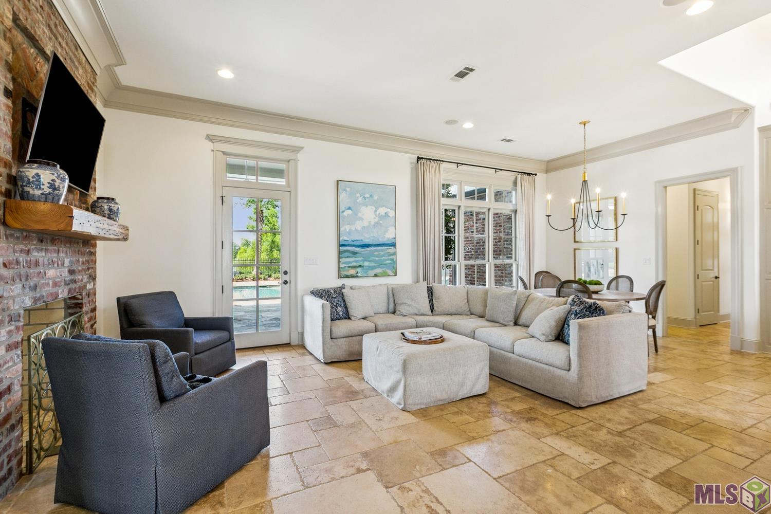 21910 Rabbit Run Drive Baton Rouge, LA 70817 - Photo 8 of 59