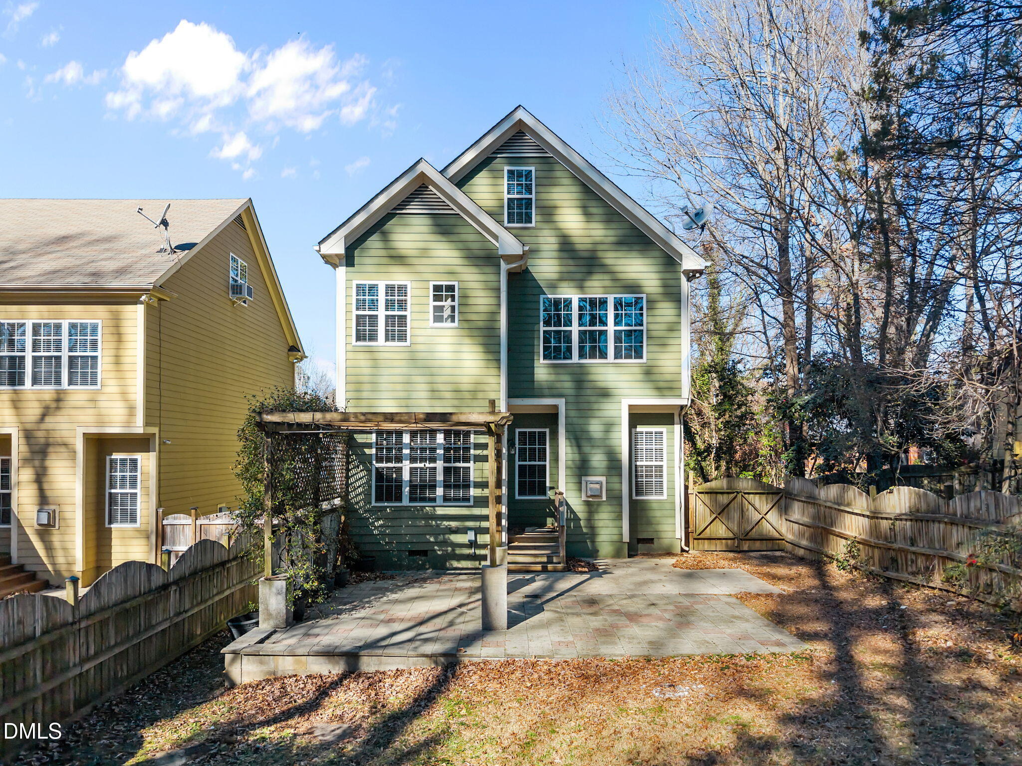 415 Carolina Avenue Raleigh, NC 27606 - Photo 21 of 58 a front view of a house with yard