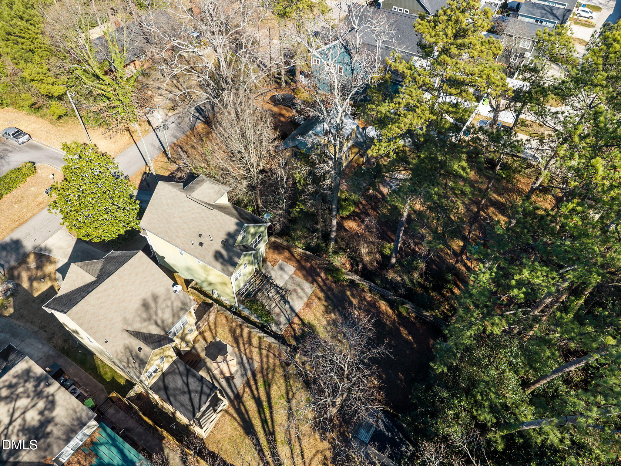415 Carolina Avenue Raleigh, NC 27606 - Photo 26 of 58 20-web-or-mls-DJI_20260112121903_0348_D