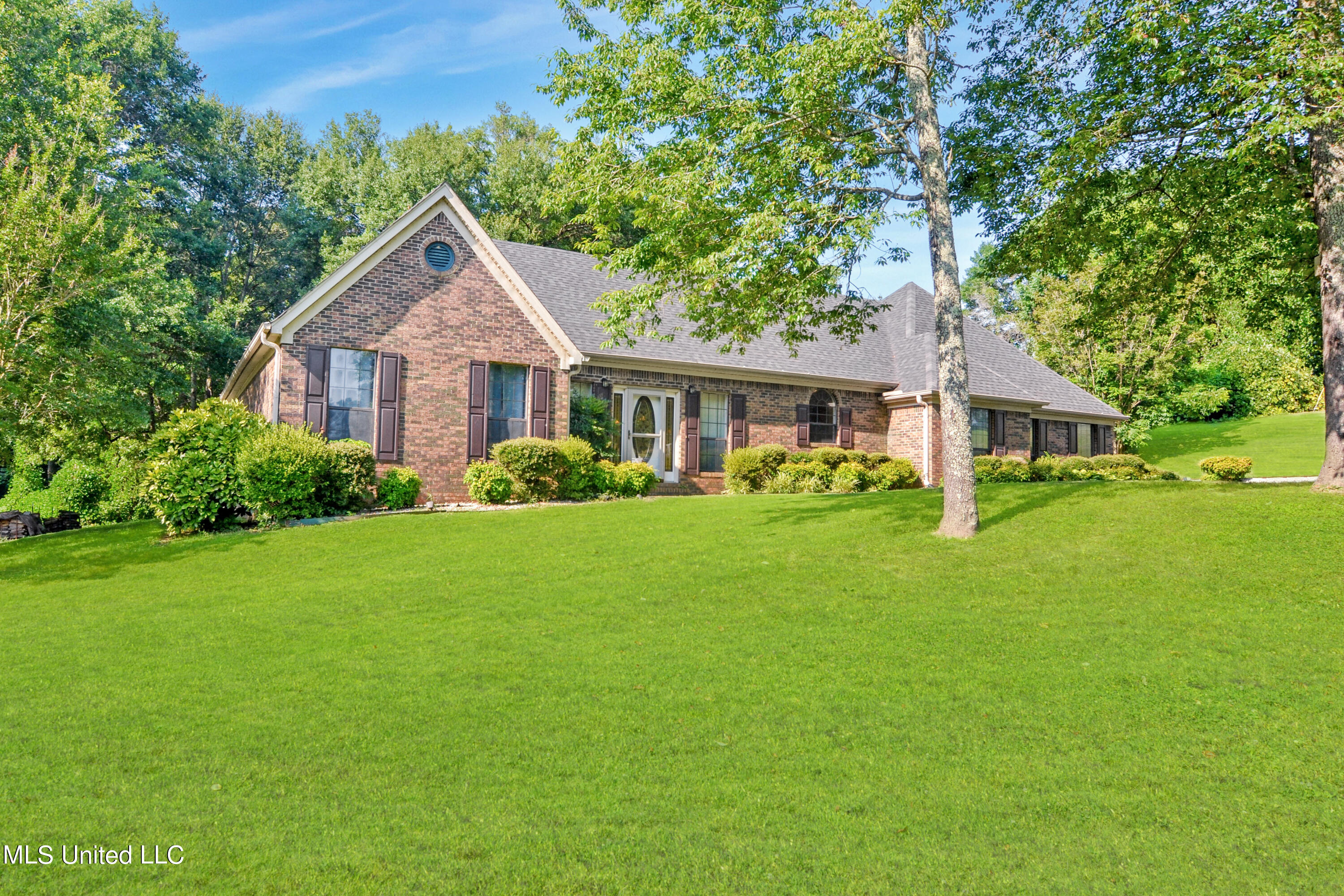 9025 Arkabutla Road Coldwater, MS 38618 - Photo 2 of 53 Country Living At It's Best