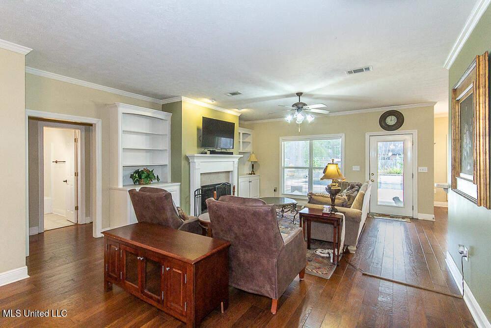 147 Pine Ridge Circle Brandon, MS 39047 - Photo 6 of 29 IWOM-4