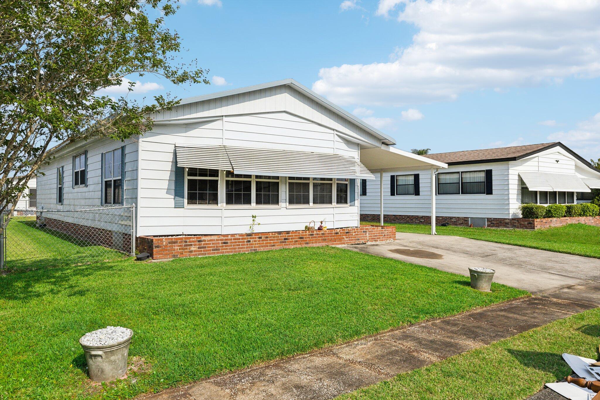 1943 Mango Street Northeast Palm Bay, FL 32905 - Photo 6 of 35 Mango St NE-006