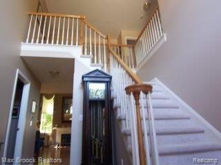 1003 River Mist Drive Rochester, MI 48307 - Photo 14 of 21 Bridge over Gt. Rm & Entry