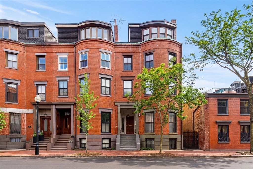 520 Shawmut Avenue, Unit 4 Boston, MA 02118 - Photo 2 of 31