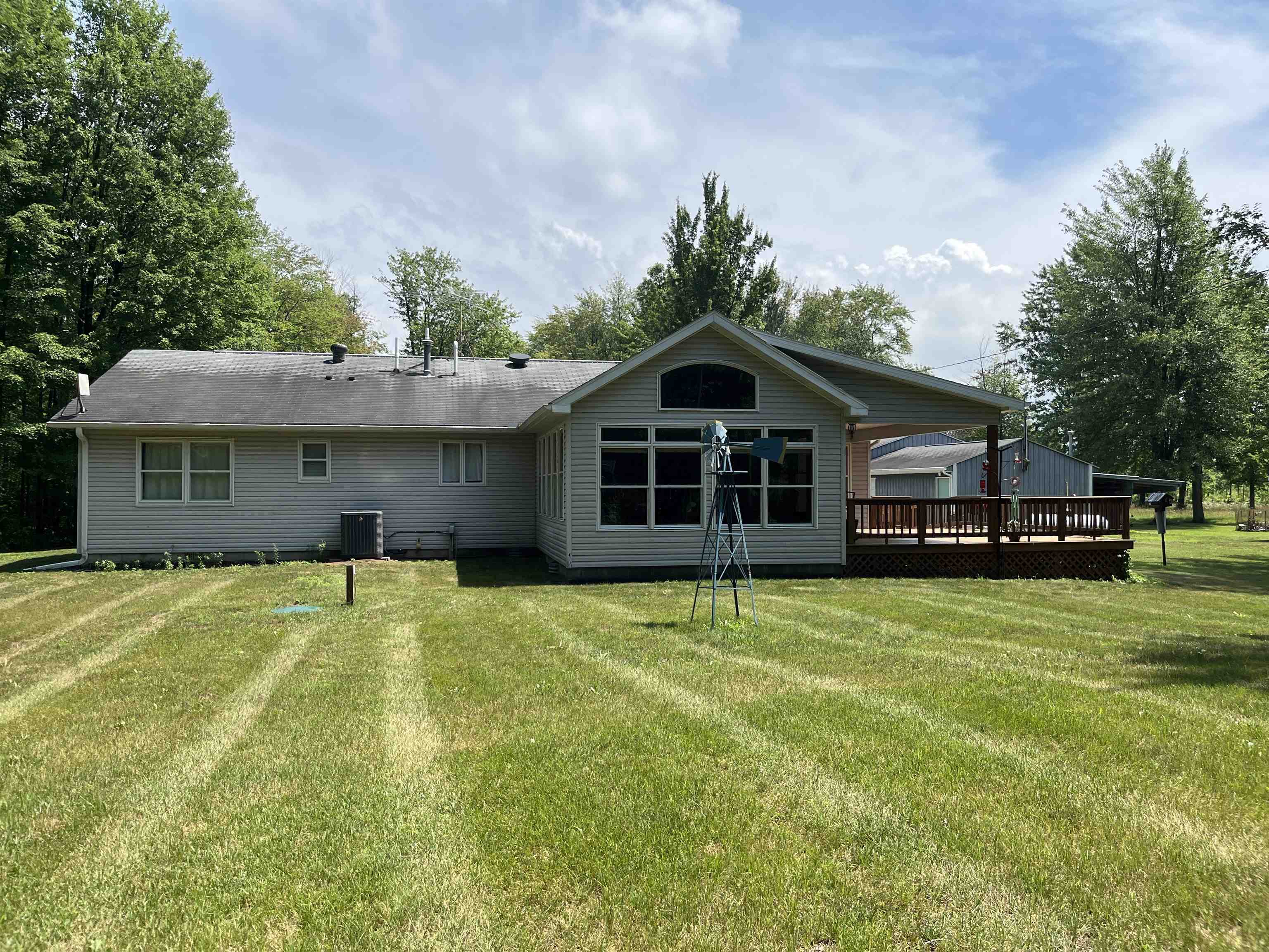 2262 Hull Road Standish, MI 48658 - Photo 3 of 18