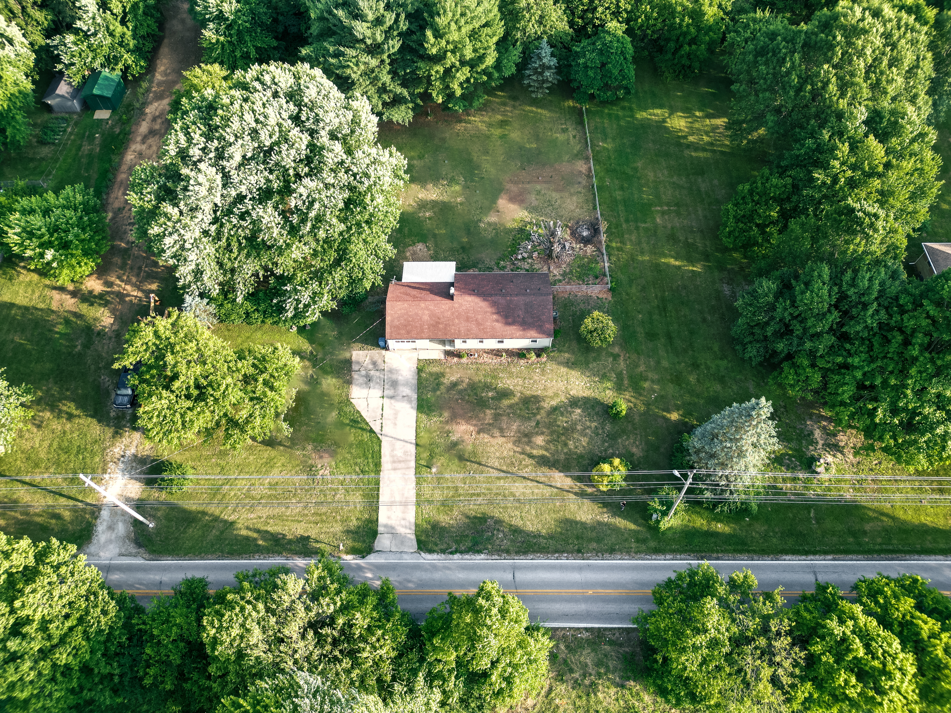 7049 Camby Road Indianapolis, IN 46221 - Photo 4 of 45 Gallery Image 4