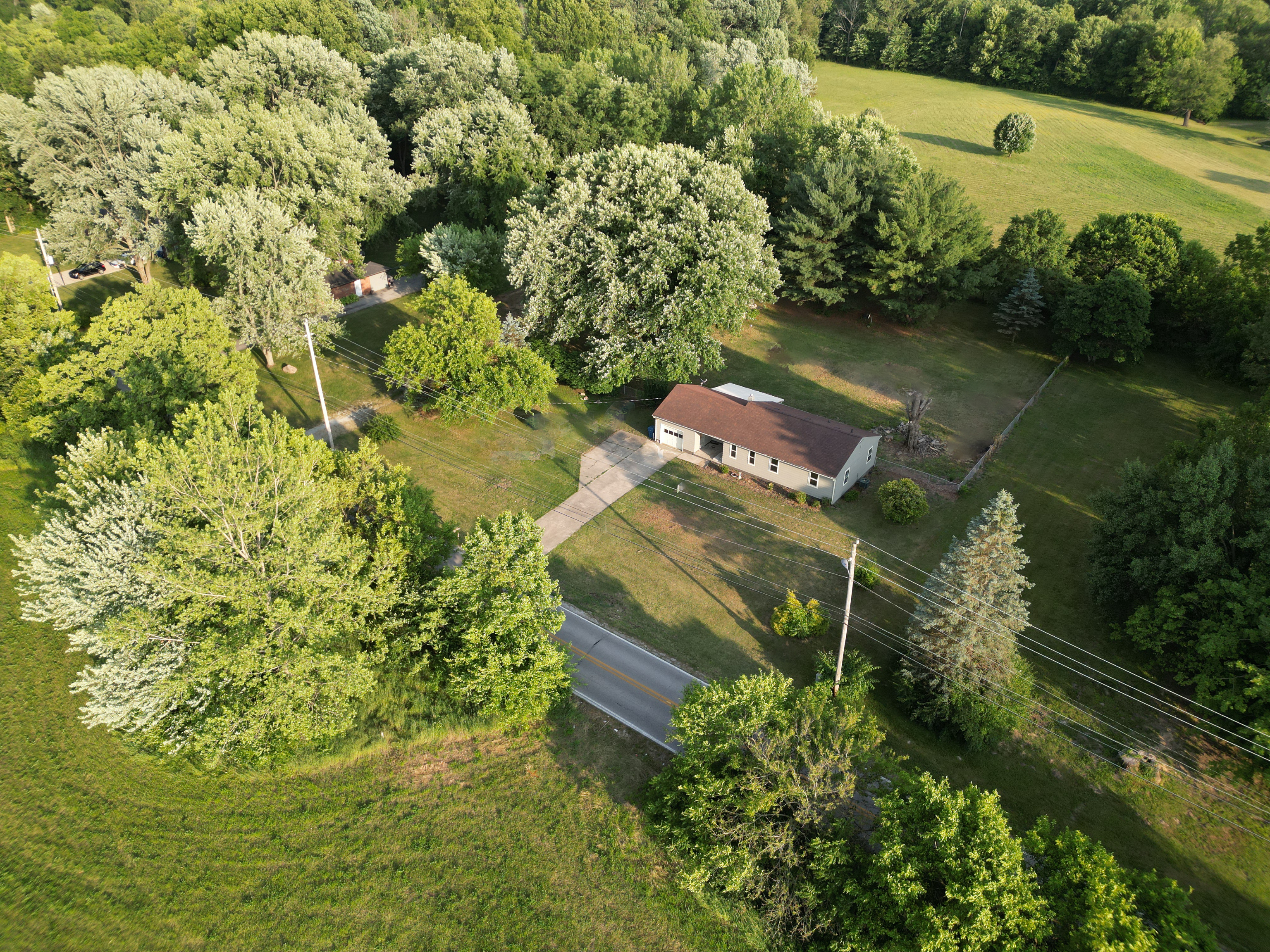 7049 Camby Road Indianapolis, IN 46221 - Photo 5 of 45 Gallery Image 5