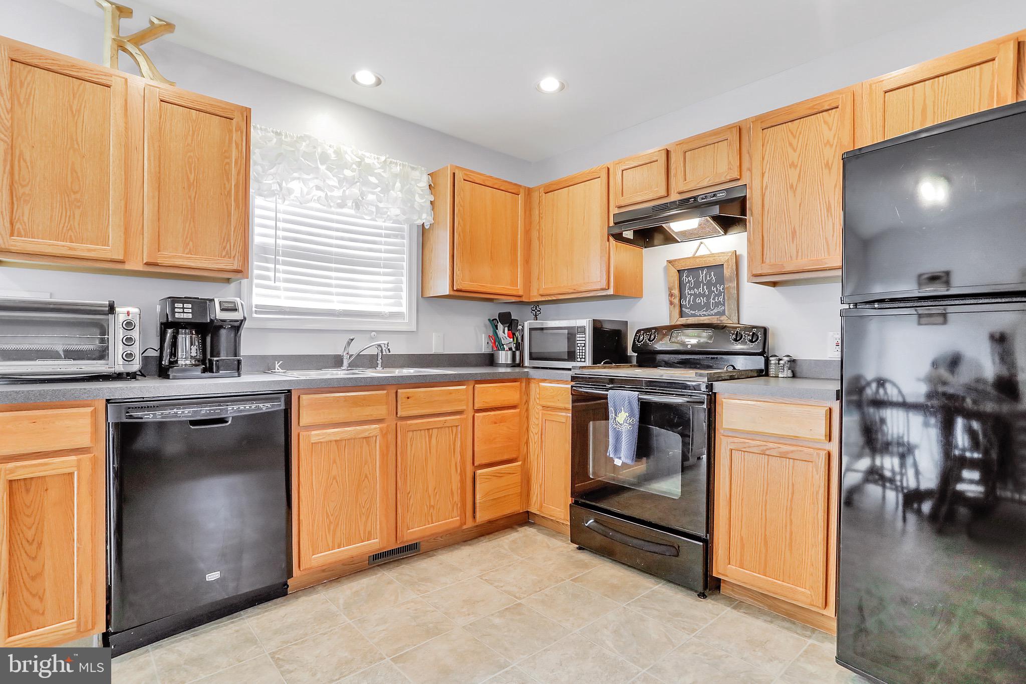 600 Forrest Ranson, WV 25438 - Photo 11 of 34
