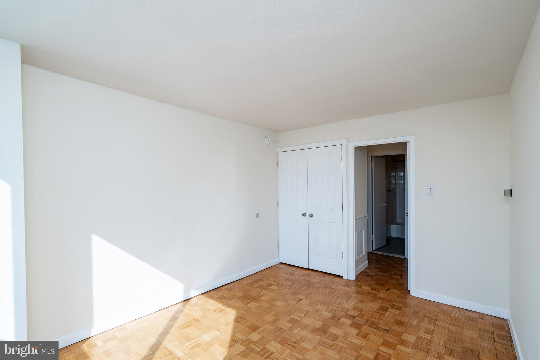 224-30 West Rittenhouse Square, Unit 809 Philadelphia, PA 19103 - Photo 11 of 24
